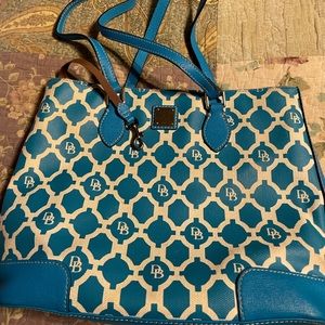 Dooney & Bourke Purse